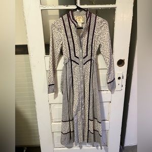 Impeccable condition genuine gunne sax dress by Jessica San Francisco .